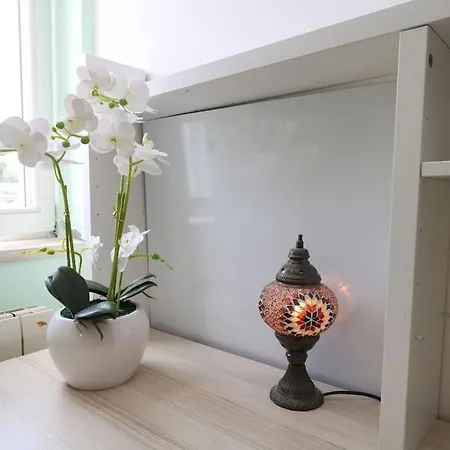 Comfort & Bright 3 Bedroom Apartman *