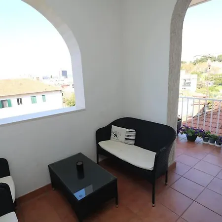 Apartman Comfort & Bright 3 Bedroom Split
